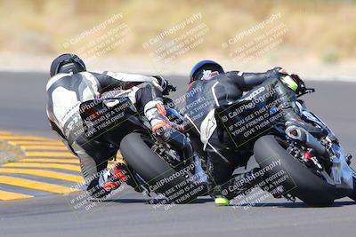 media/Sep-25-2022-CVMA (Sun) [[ee08ed6642]]/Race 11 Stock 1000 Shootout/